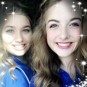 Meet your Posher, Emilee